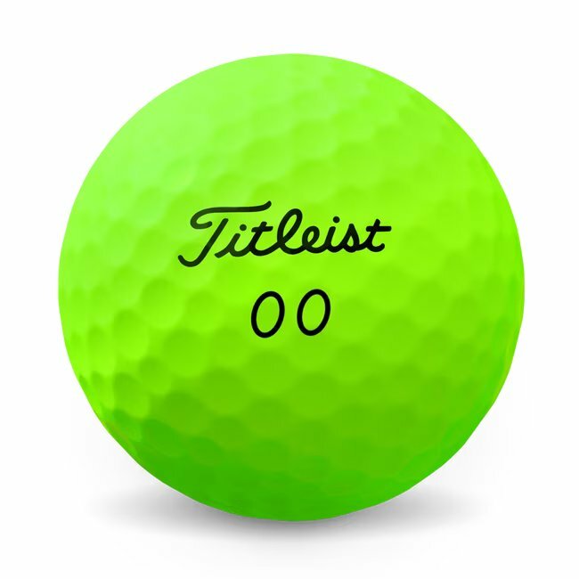 Groene Titleist Velocity golfballen met logo, het logo van Titleist afgebeeld op de bal